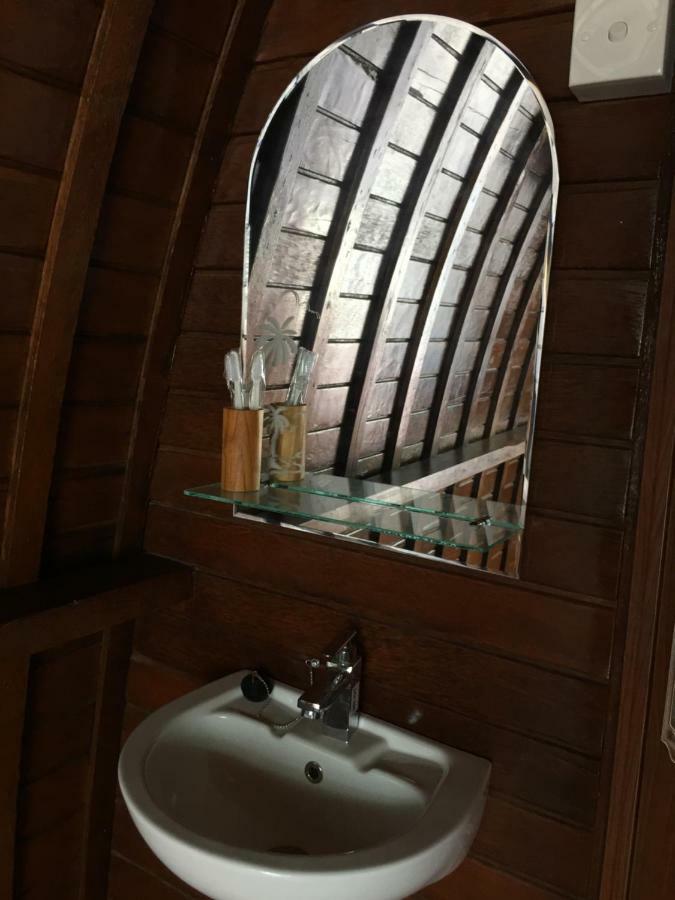 Lotus Bungalow 호텔 누사 페니다 외부 사진